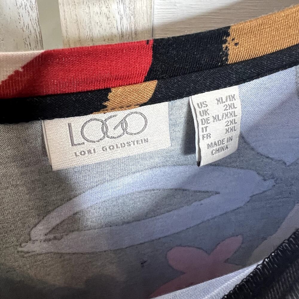 LOGO by LORI GOLDSTEIN Women's Printed Oversized Drop Shoulder Top Black Floral - Picture 7 of 11